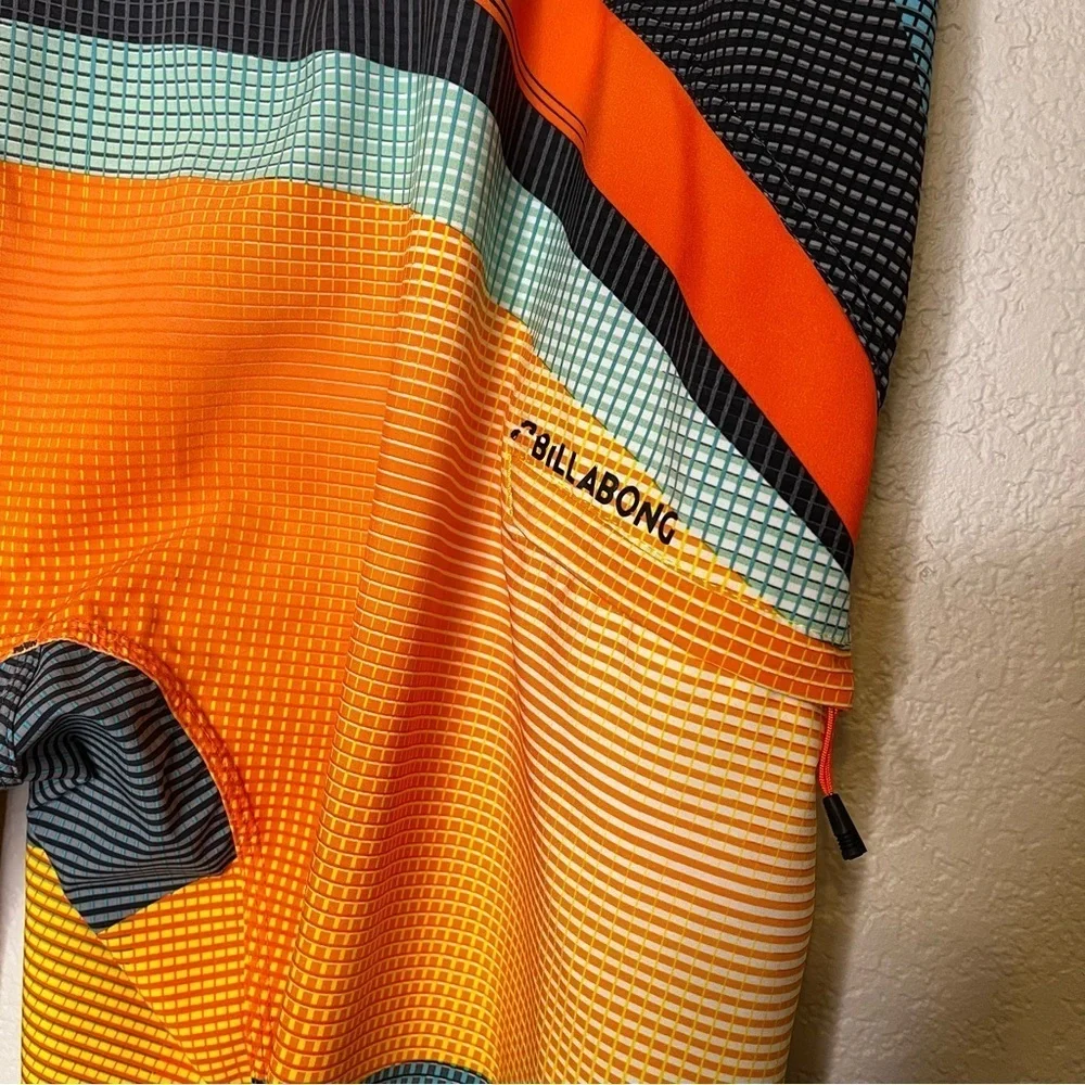 Billabong Platinum X Men's Bright Colors Swim Surf Shorts Size 38